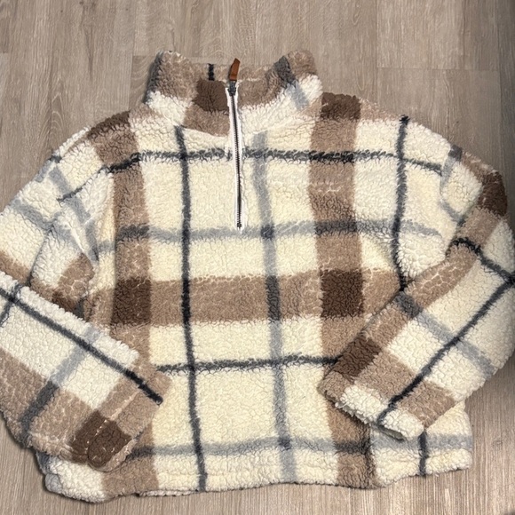 Plaid Sherpa Pullover - Picture 1 of 2